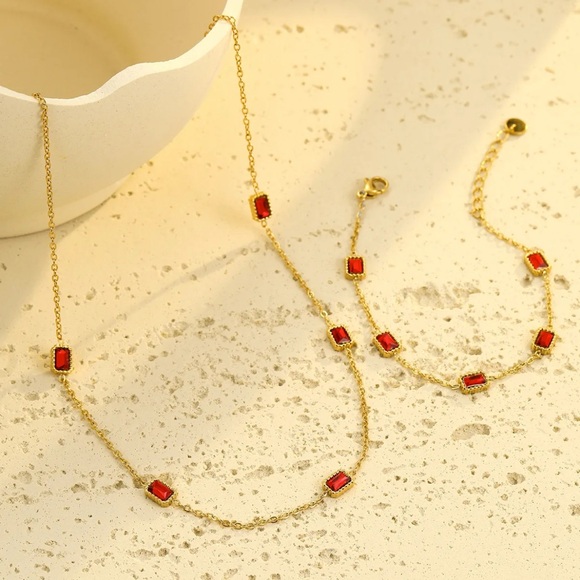 New 18k Gold Plated & Red Crystals Accents Necklace and Bracelet Set 2 pcs. - Picture 1 of 7